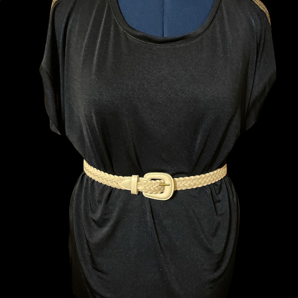 BELT Only! White braised leather, super cute, super small ! (Mlb)